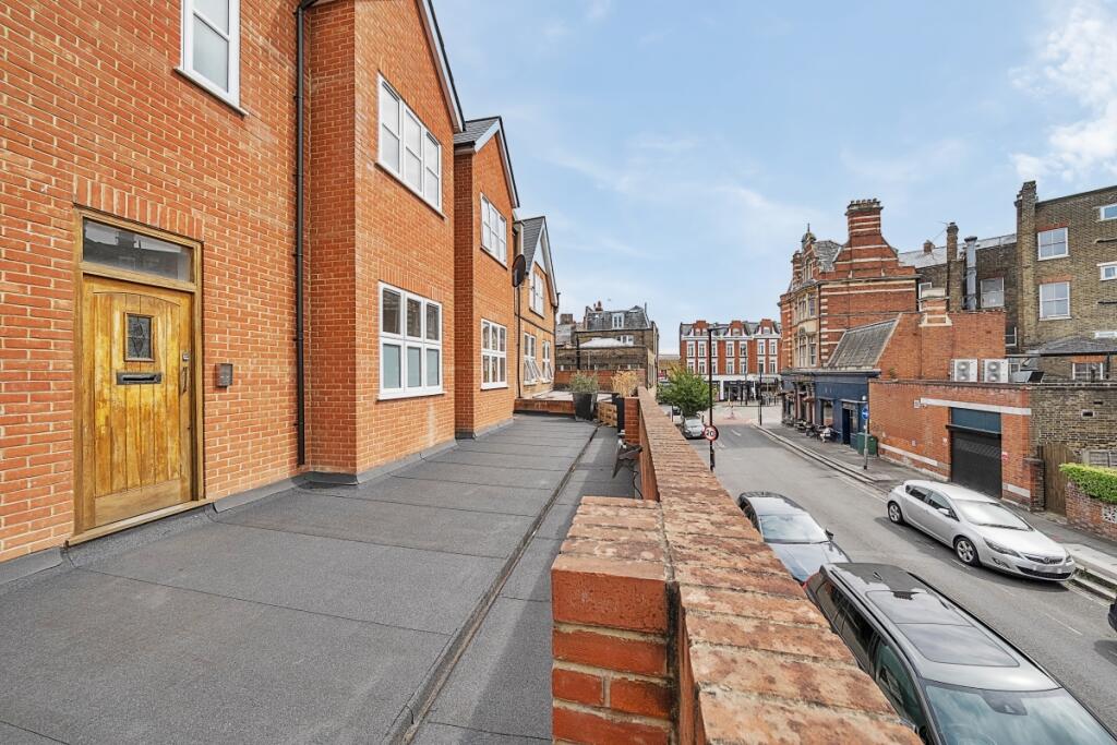 1324991-12-68948c...