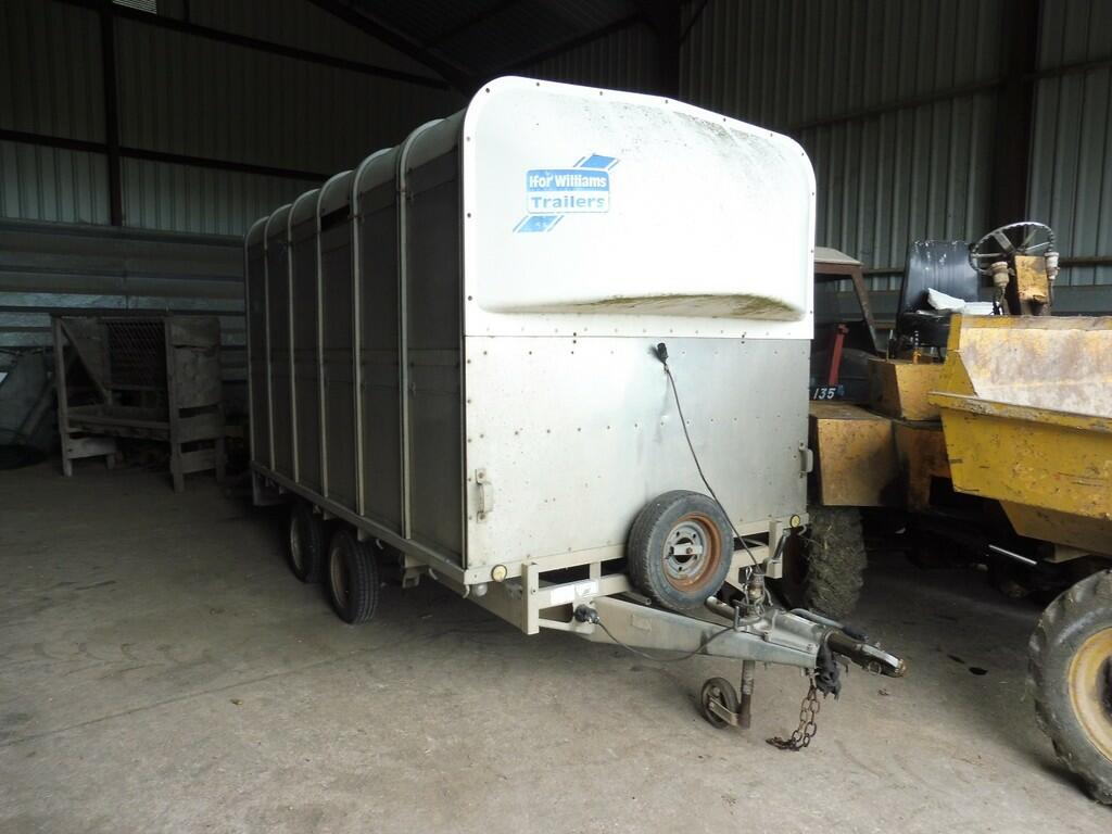 P1070366 - Lot 19...
