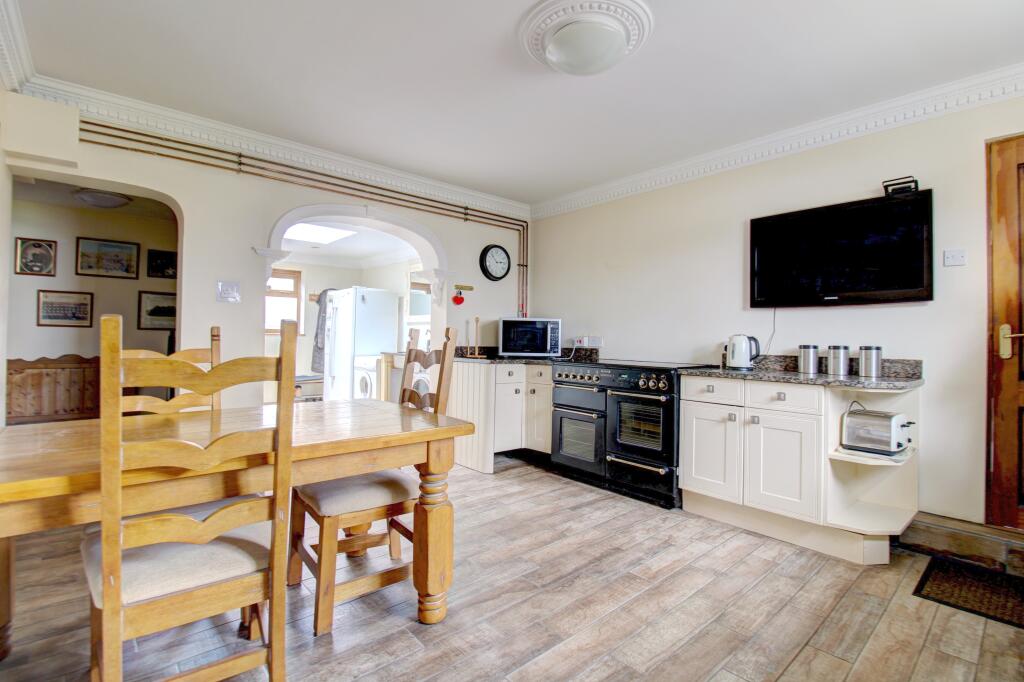 Kitchen (alt view 2)