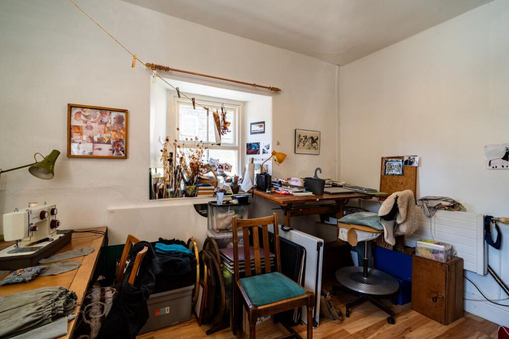 Reception Room 3 / Snug