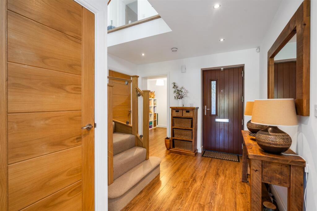 4 Maple View_21.jpg