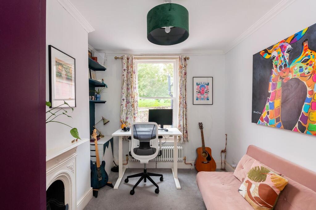0A4TCD - Bedroom A.jpg