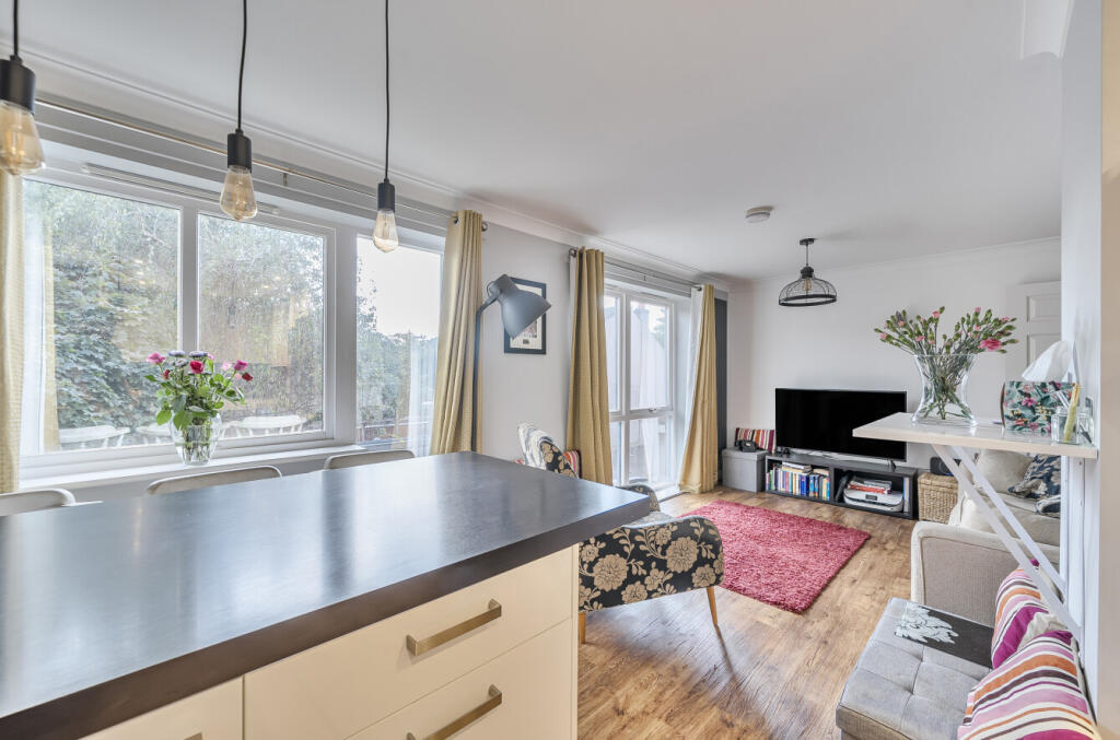 1360482-10-68dac5...