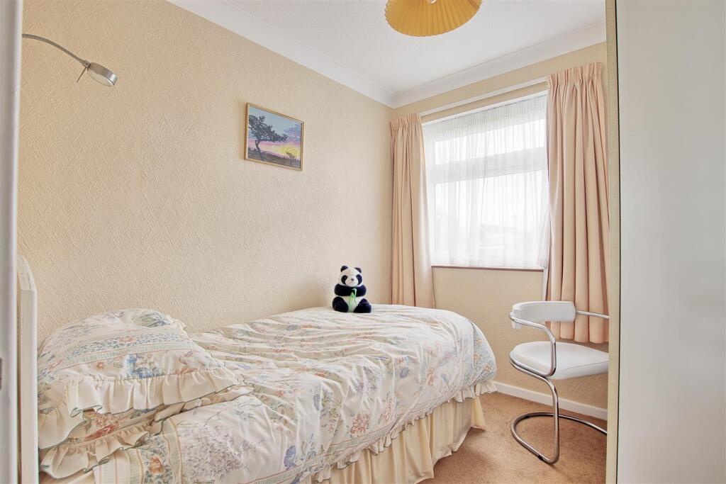 Bedroom 3.jpg
