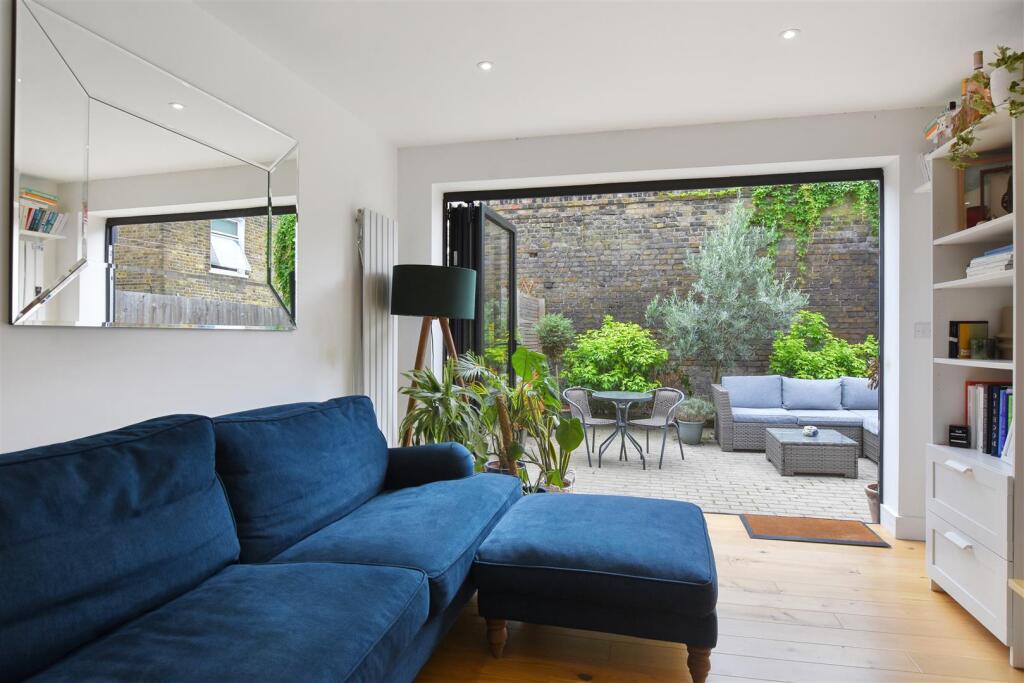 13-f83fGCWT - 55 Pember Road - Reception 6-Origina