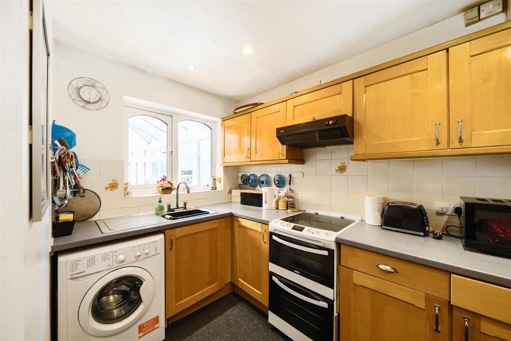 6 Lodge Close, Ashby de la Zouch