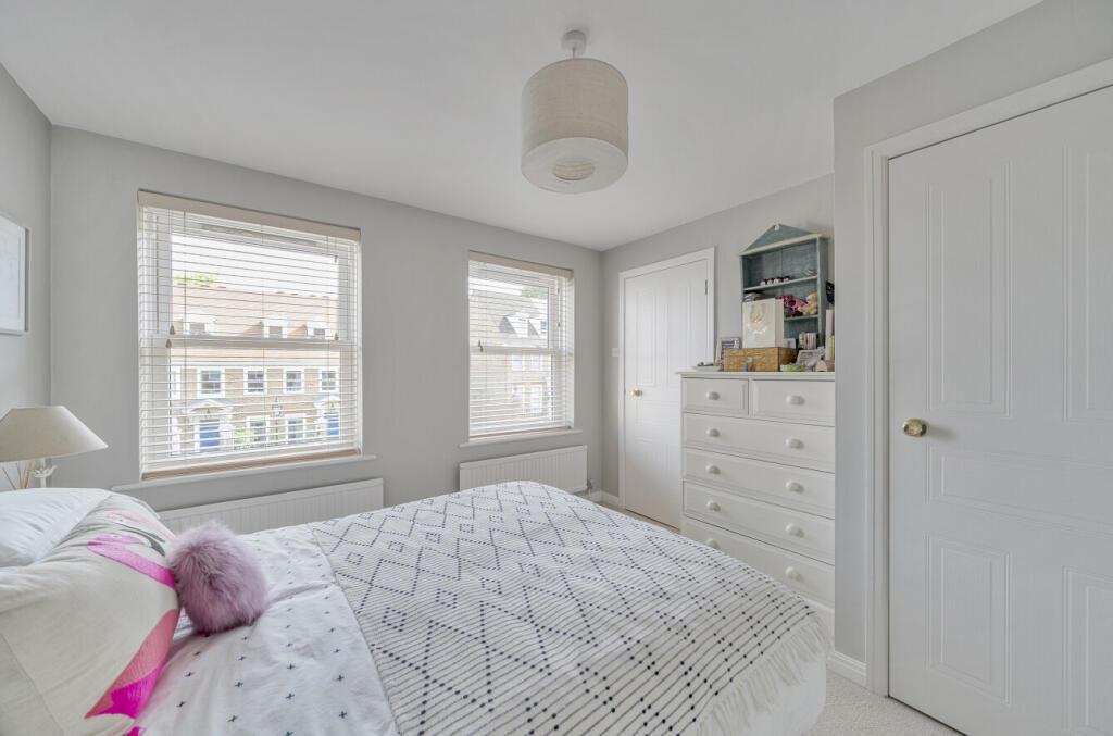 1300378-15-685d78...