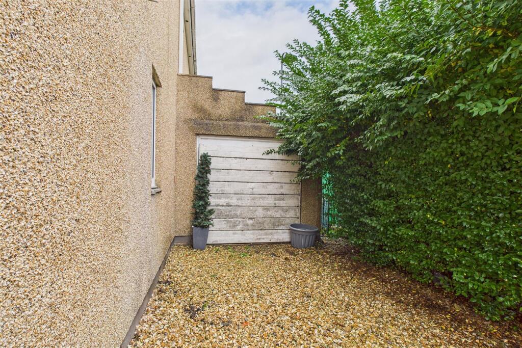 51 Cleeve Hill, Downend, Bristol BS16 6EU | Freeho