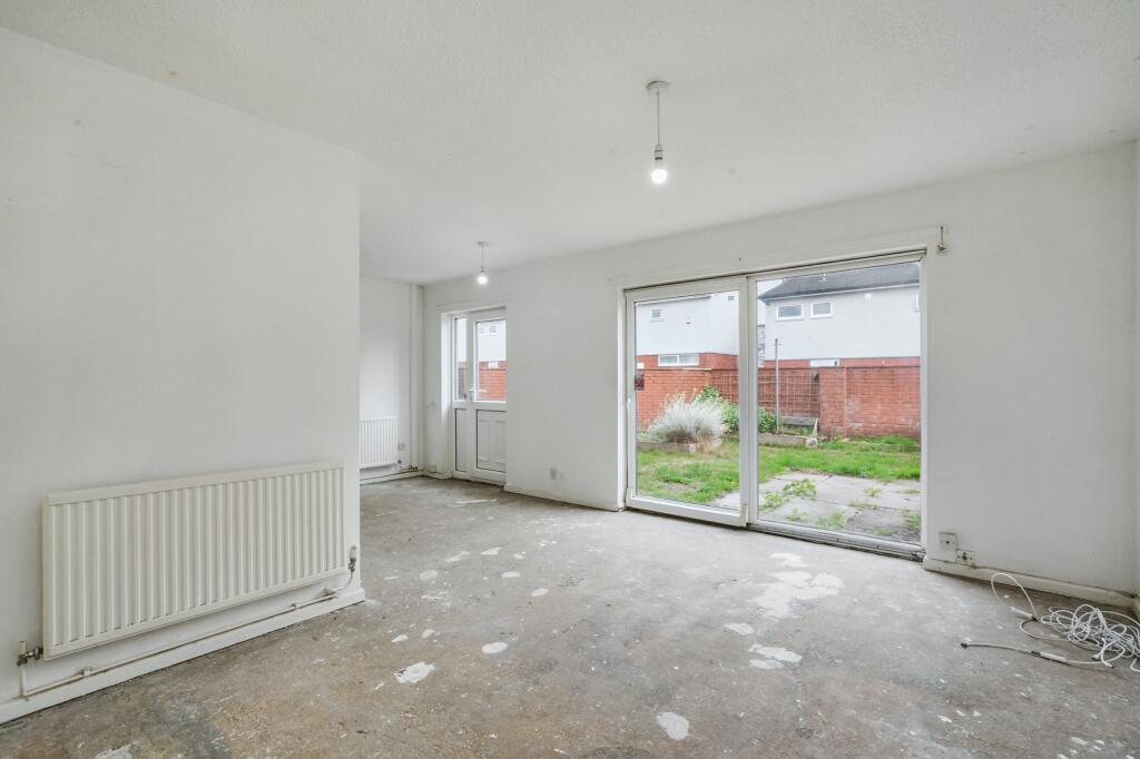 11 Tedburn Drive, Mansfield, Nottinghamshire, NG18 4QE
