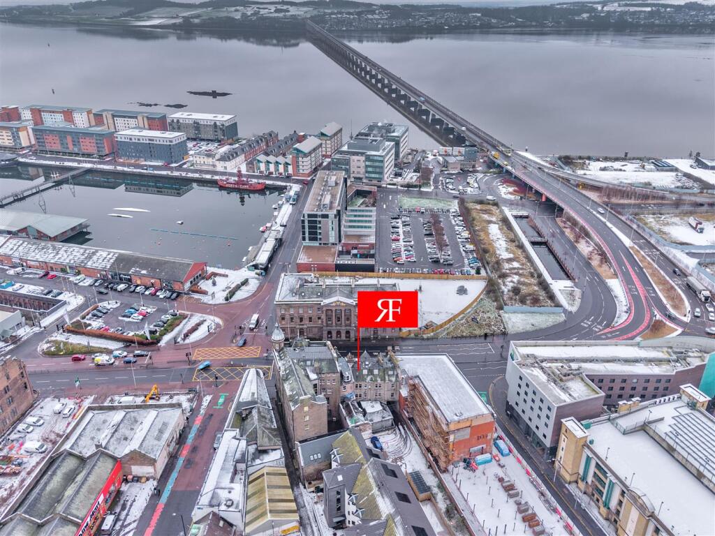 59 Dock Street Dundee-4.JPG