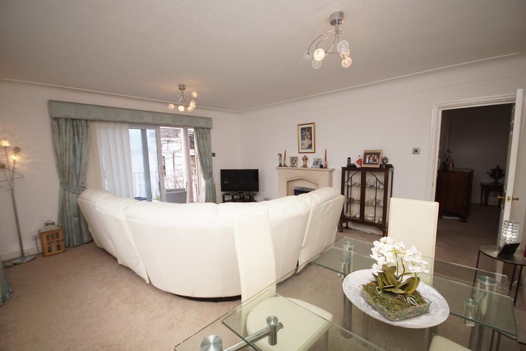 Reception Lounge &amp; Diner