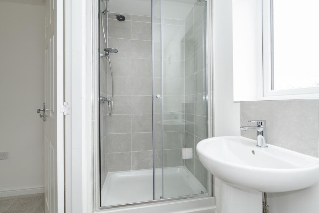 Kildare example Ensuite