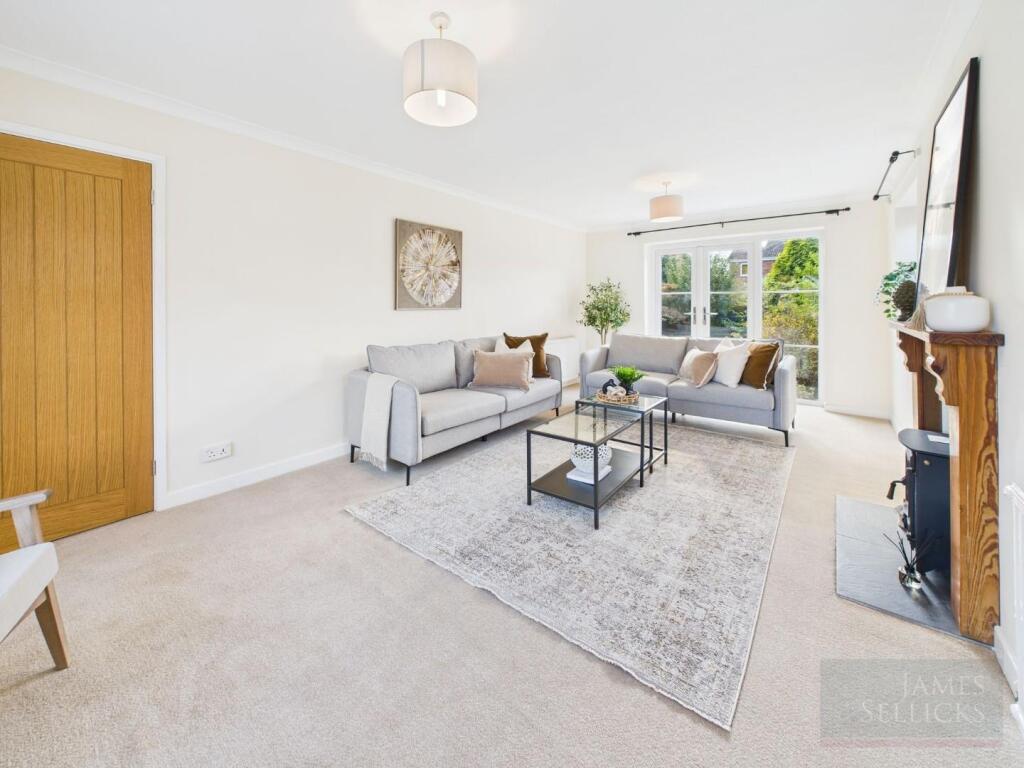 Through sitting room