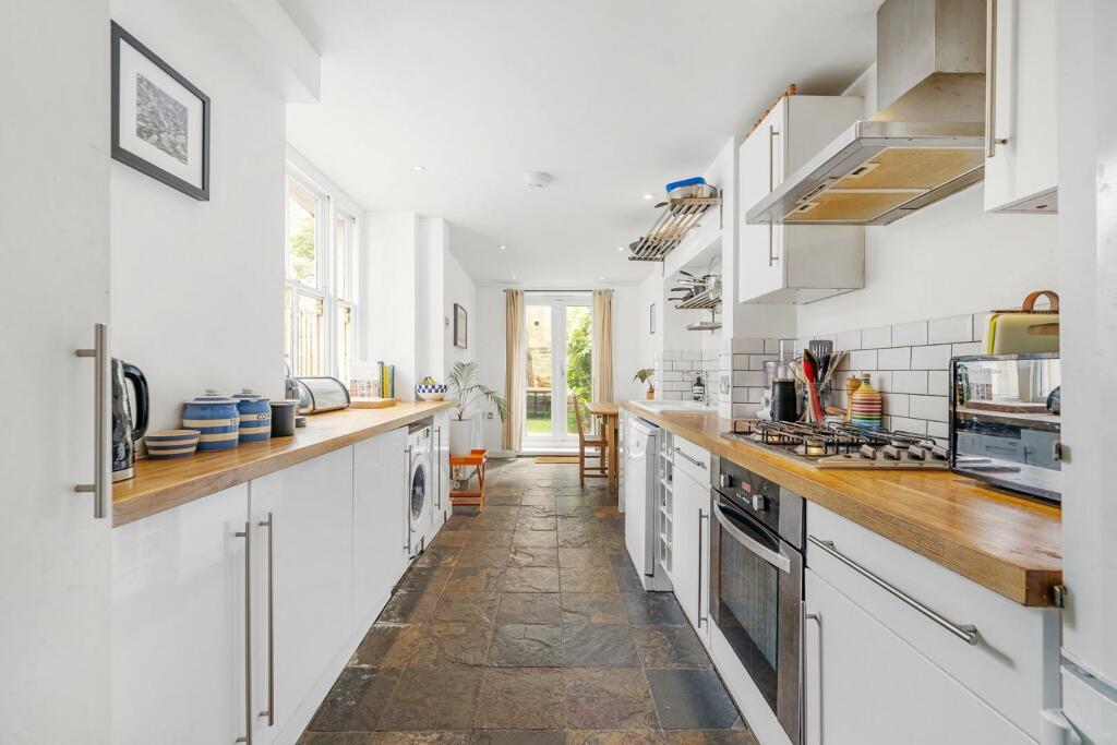 Kitchen.jpg
