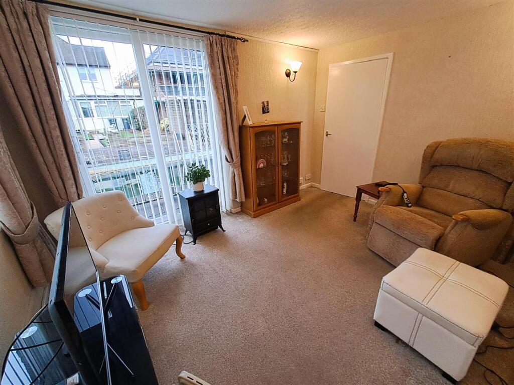 Annexe Lounge