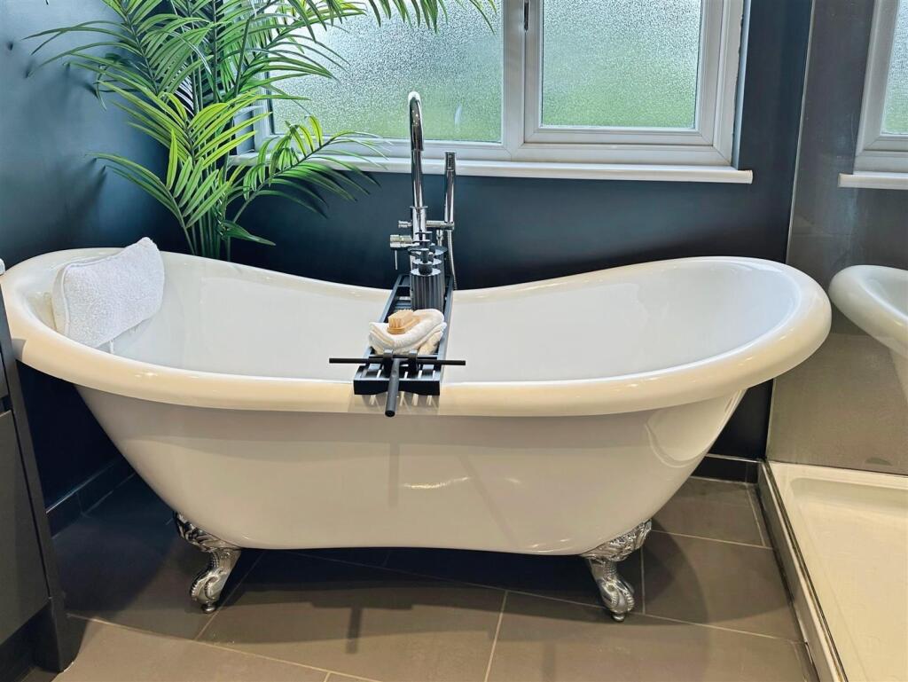 Ensuite Bathroom