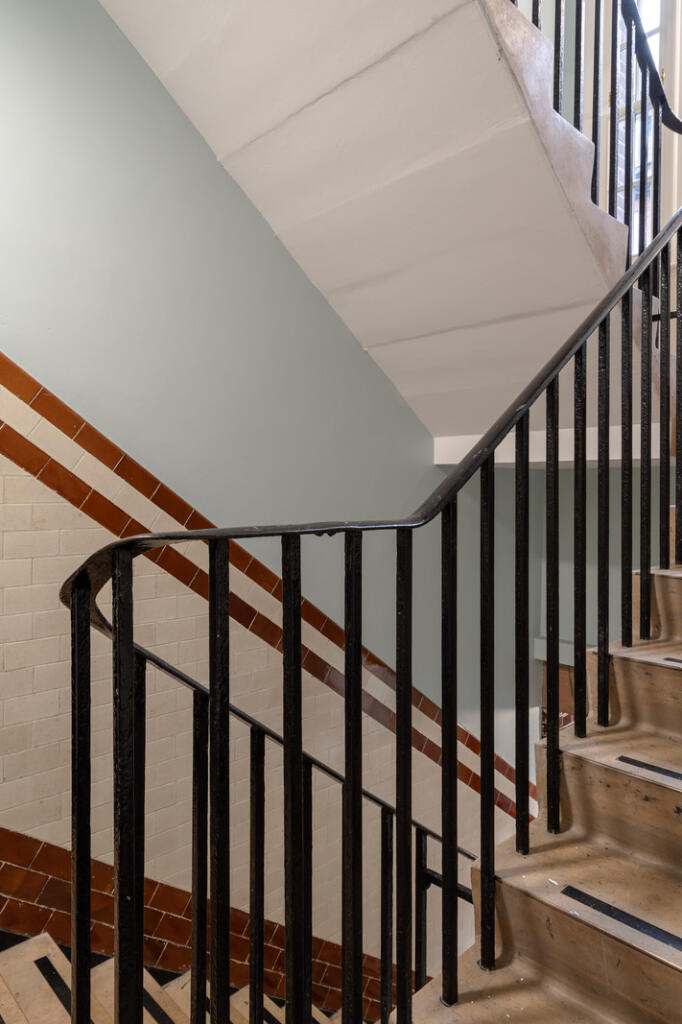 264829 - Peabody Estate, Camberwell Green SE5 -...