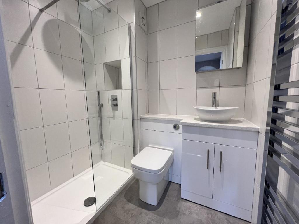 shower room.jpg