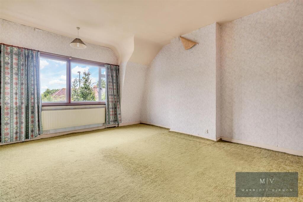 Crest Road 19 MV-8.jpg