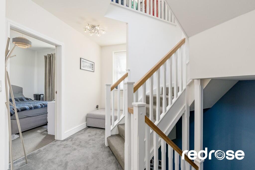 web_16 Barnes Wal...