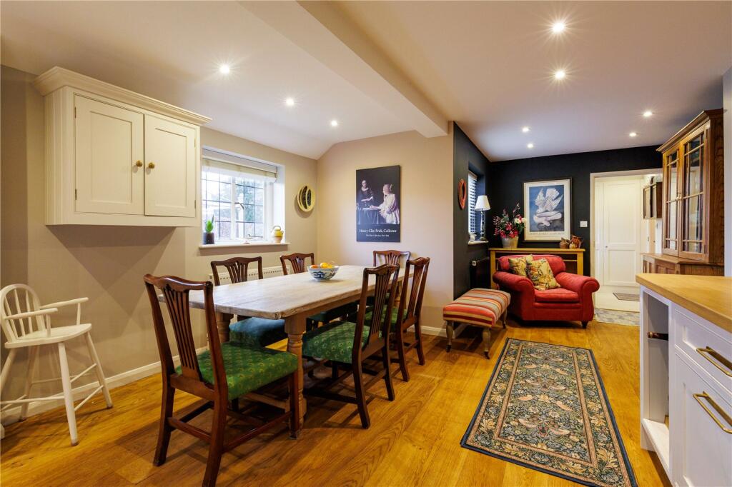 Kitchen/Breakfast