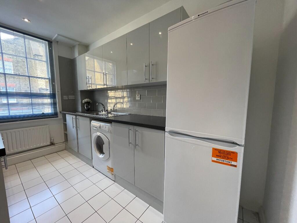 Full kitchen