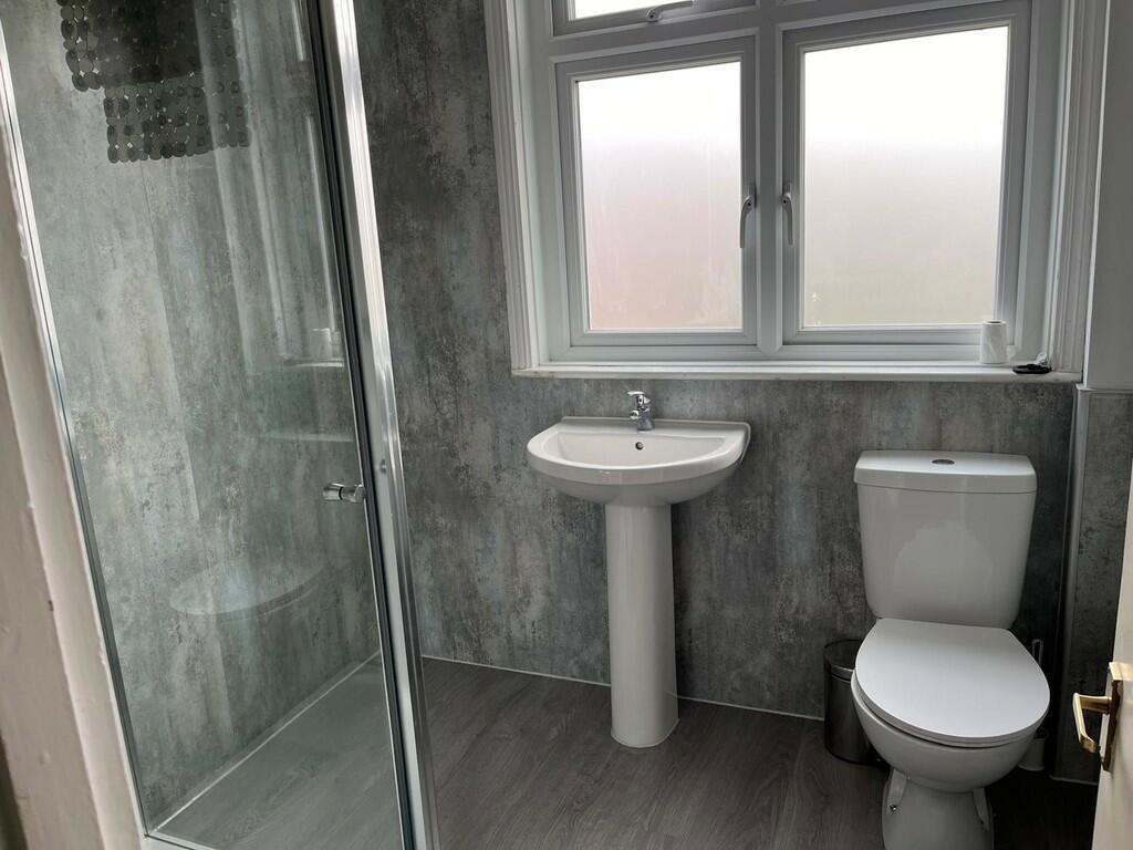 original-5FC45AEC...