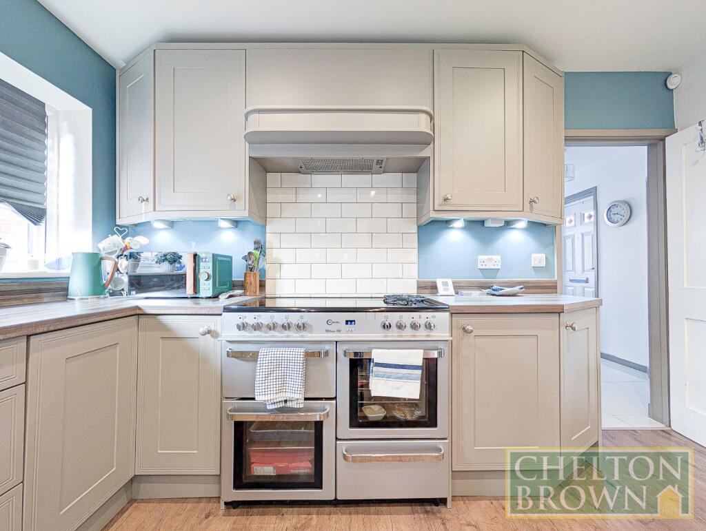Kitchen &amp; Diner