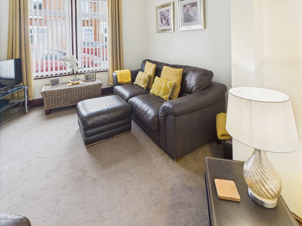 CAM05068G0-PR0040...