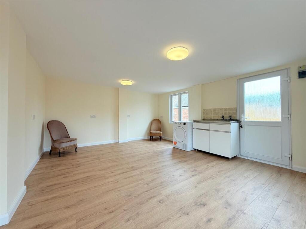 Converted garage (1).jpg