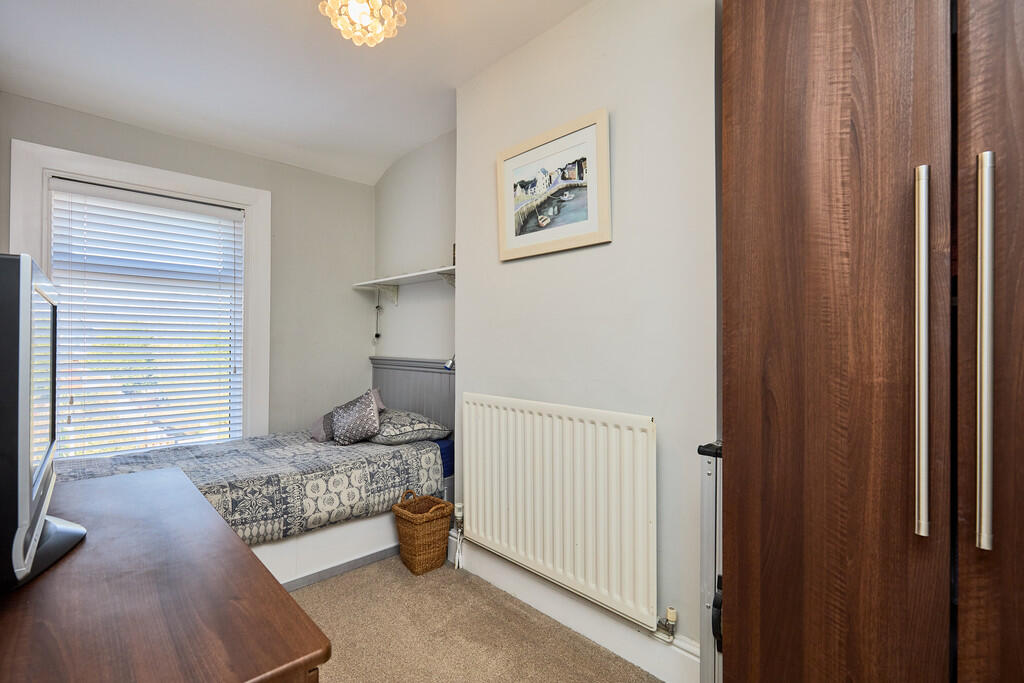 Edward Knight 202...