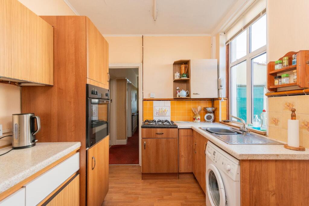 6S6R6FN - Kitchen B.jpg