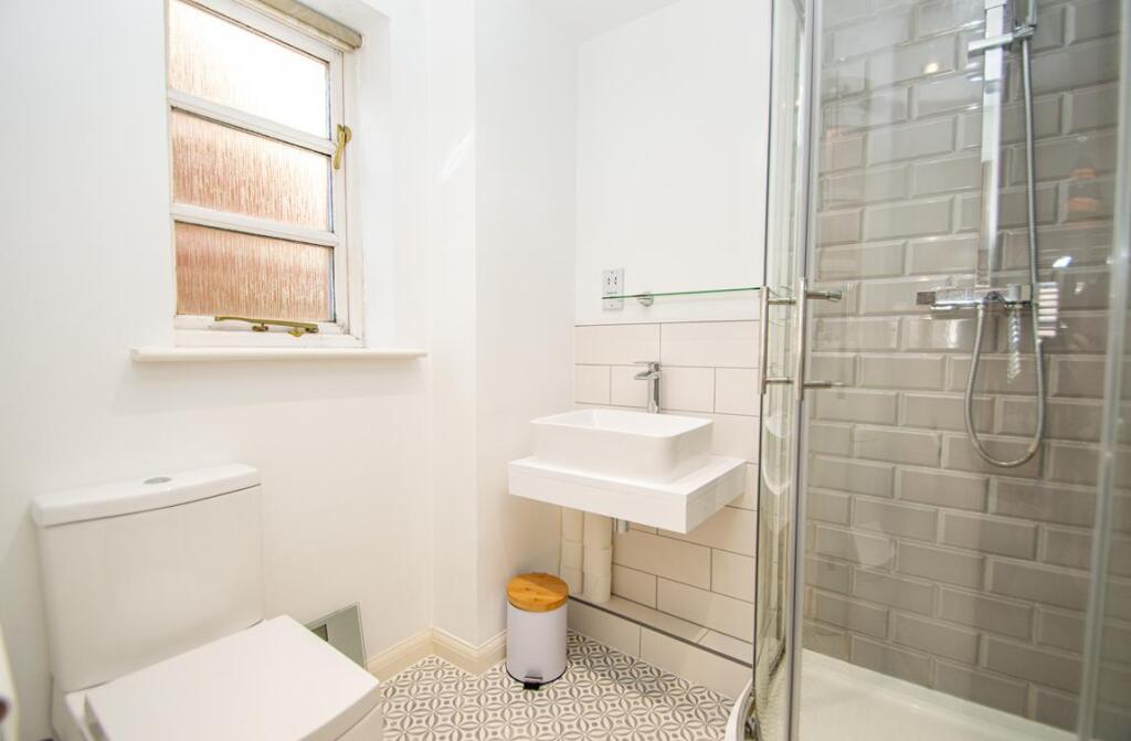 Ensuite