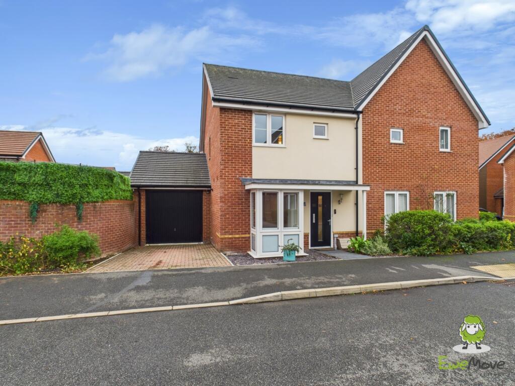EweMove Estate Agents Basingstoke - The Coach Road