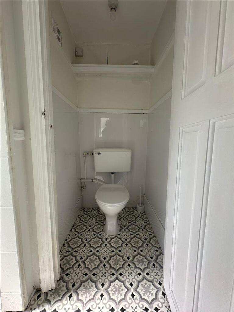 wc.jpg