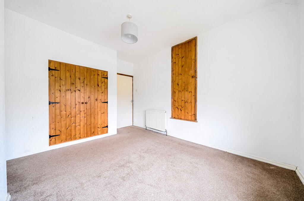 1374574-5-690afc6...