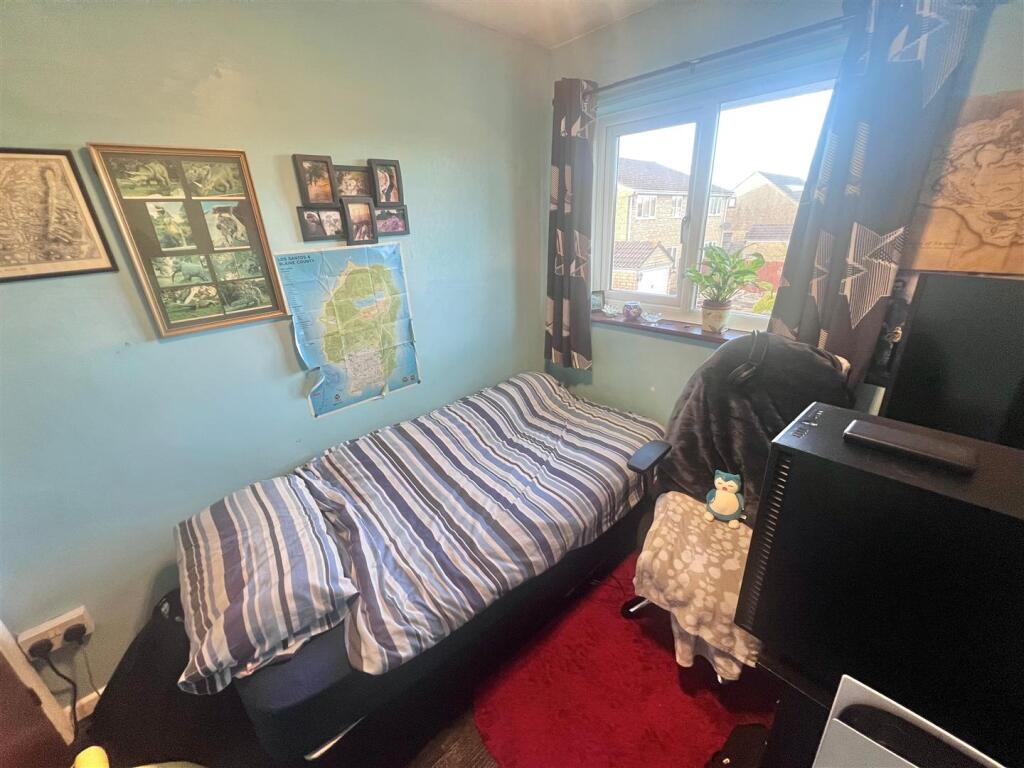 BEDROOM 1 USE.jpg