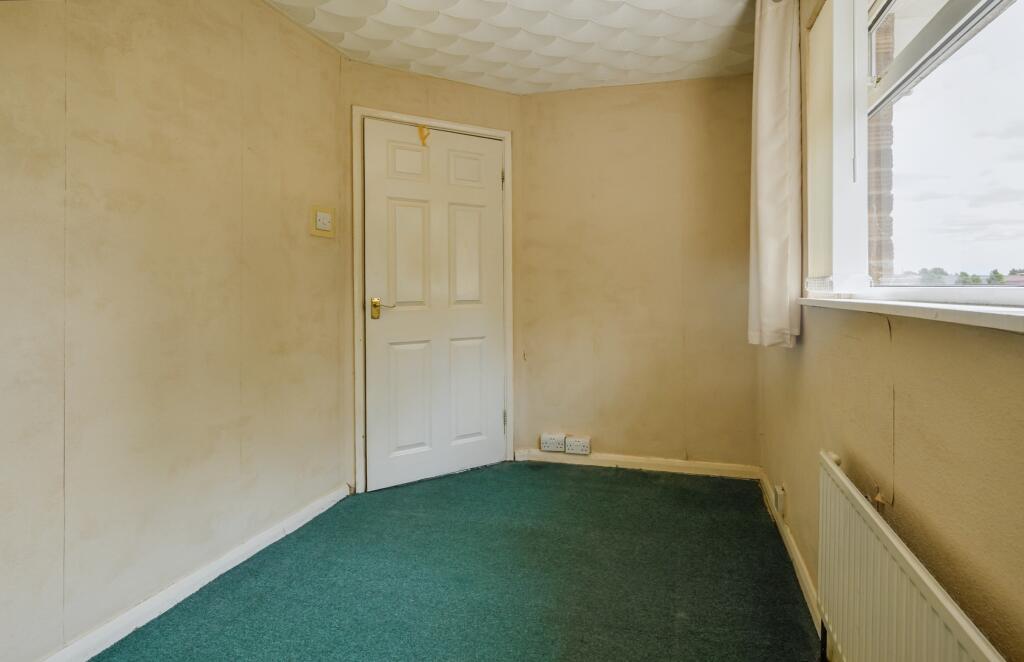 29 Thruxton Road, Havant, Hampshire, PO9 4DG