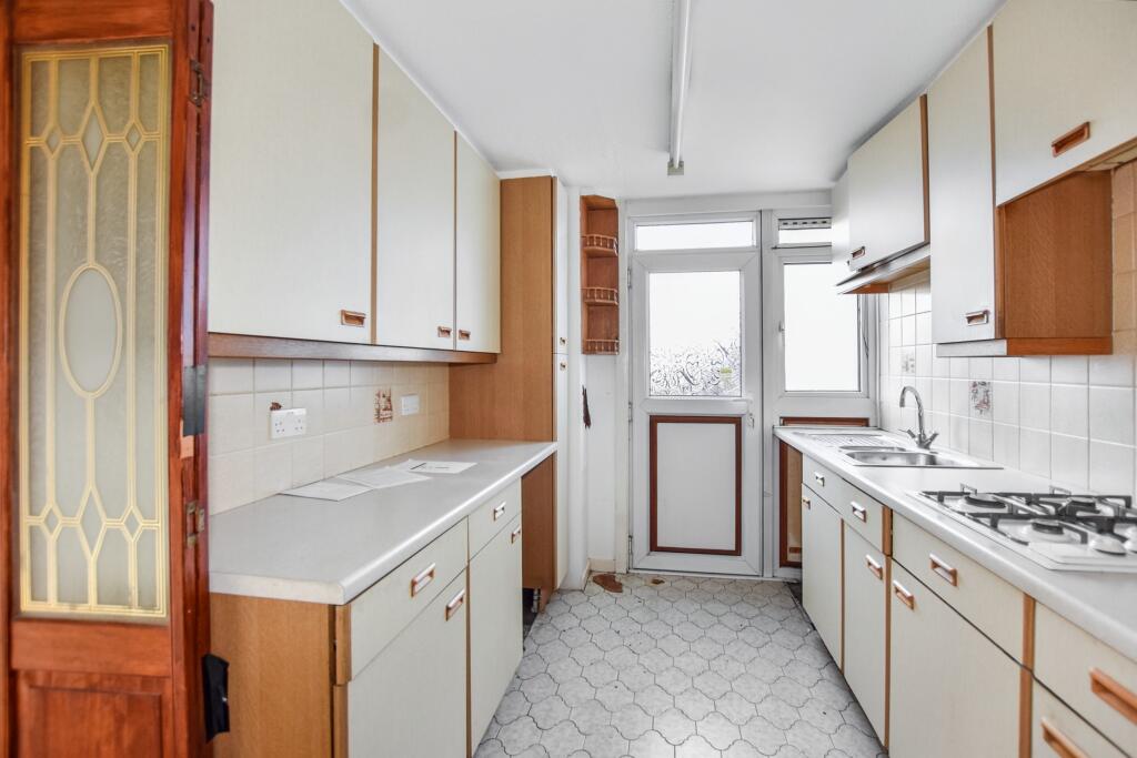 39 Bennett Close, Welling, DA16 3HU