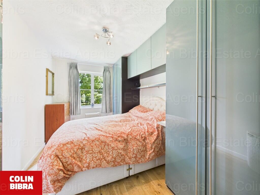 CAM04175G0-PR0029...