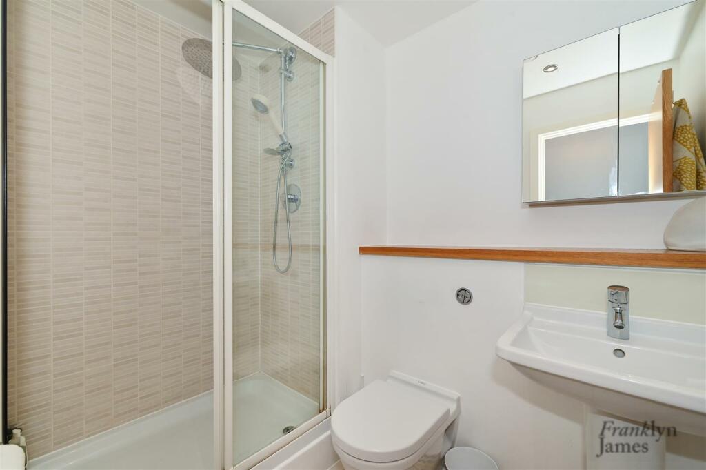 Commercial-Road (11).JPG