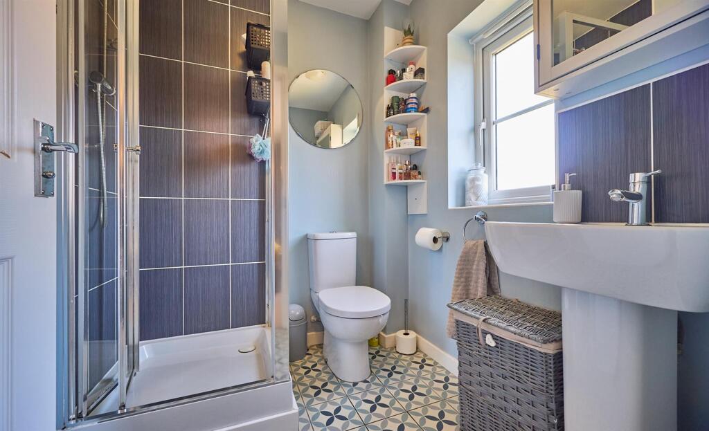 En suite shower room