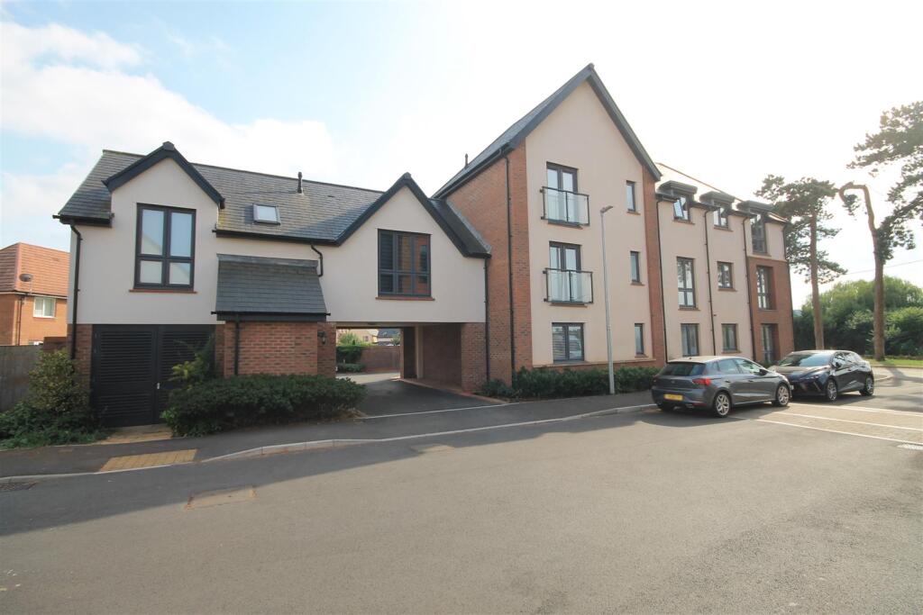 MR Building Side Elevation.JPG