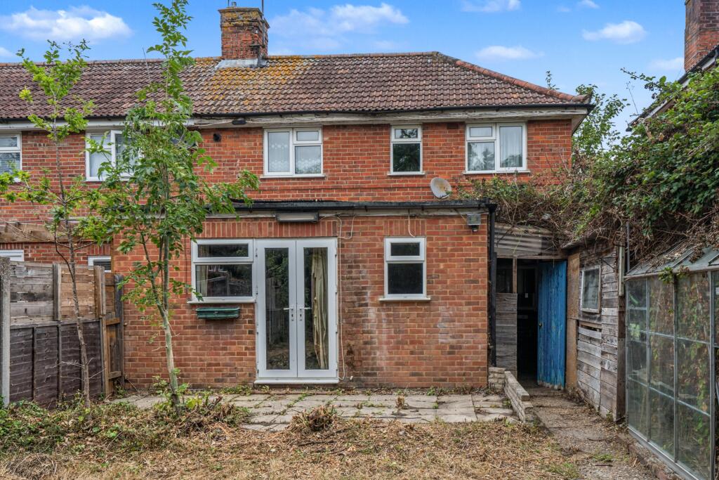 105 Cressingham Road, Reading, Berkshire, RG2 7RY