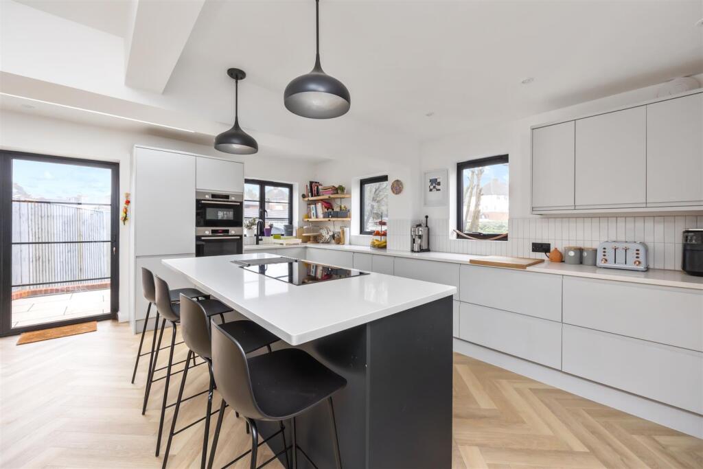 Open Plan Kitchen/Dining Room
