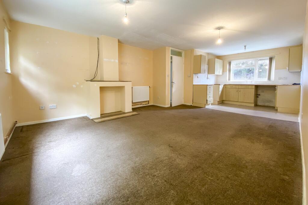 30 Pound Piece, Ashbury, Wiltshire, SN6 8NE