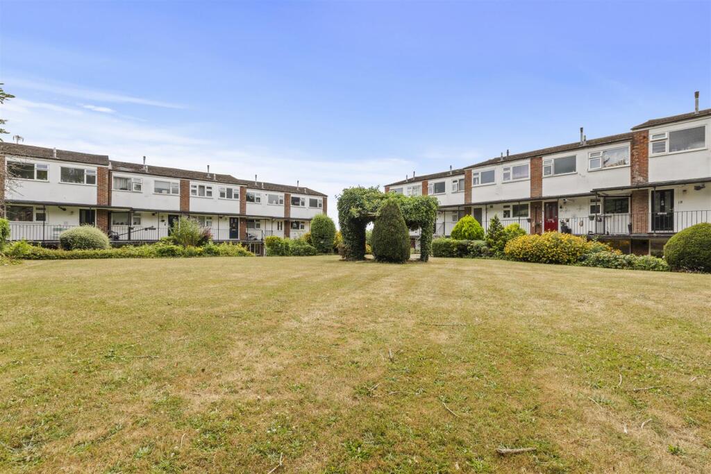Flat 4 Temple Orchard, Amersham Hill, HP13 6PH-10.
