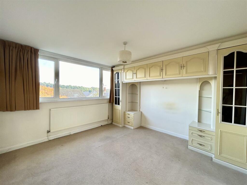 Bedroom 1.jpeg