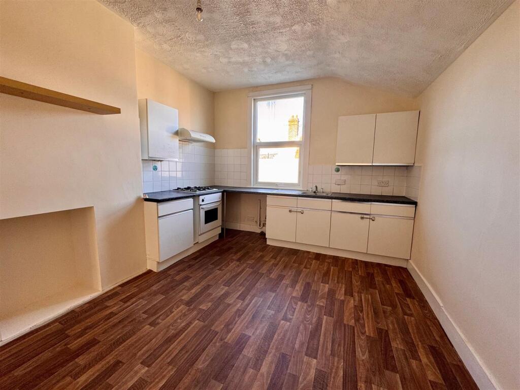 Kitchen.jpg