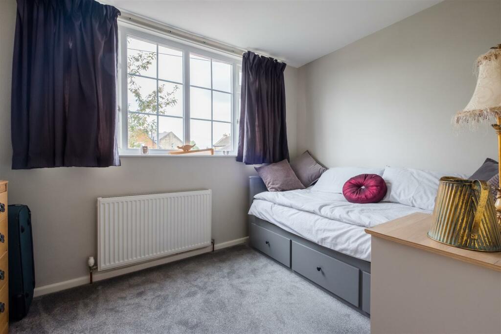 BED 4.jpg
